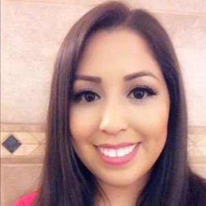 Meet your Posher, Roberta